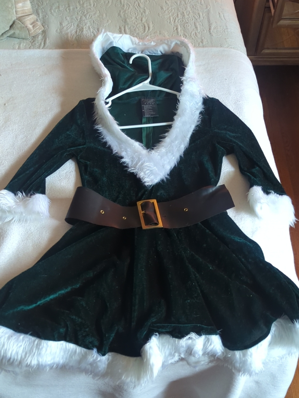 Women's Dark Green Velvet Holiday Elf Costume Dress with Faux Fur Trim